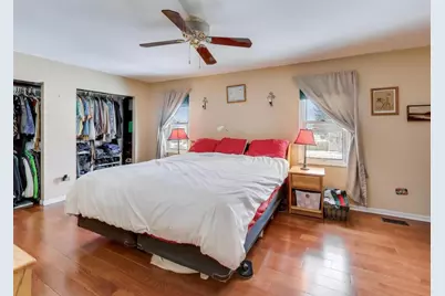 210 Foxmoor Road, Fox River Grove, IL 60021 - Photo 20