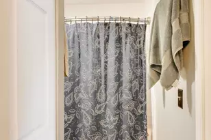 210 Foxmoor Rd, Fox River Grove, IL 60021 - Photo 22