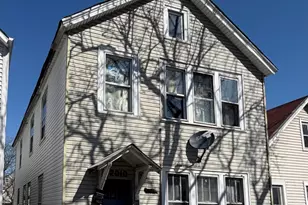 2010 W Cullerton St, Chicago, IL 60608 - Photo 2