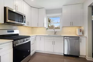 702 W Lonnquist Blvd, Mount Prospect, IL 60056 - Photo 12