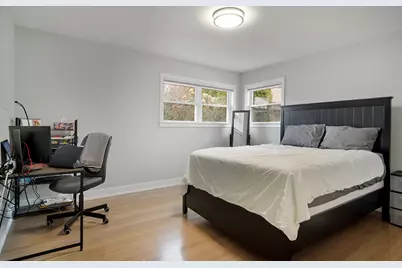 702 W Lonnquist Boulevard, Mount Prospect, IL 60056 - Photo 16