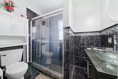 6409 Fairfield Avenue, Berwyn, IL 60402 - Photo 10