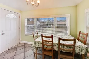 6674 W Hayes Ave, Chicago, IL 60631 - Photo 10