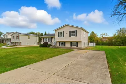 38633 N Cedar Avenue, Beach Park, IL 60099 - Photo 4
