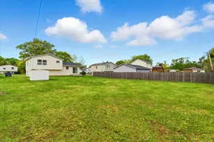 38633 N Cedar Ave, Beach Park, IL 60099 - Photo 8