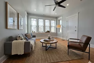 5434 W Drummond Pl, Chicago, IL 60639 - Photo 2