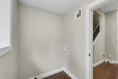 705 S State Street, Champaign, IL 61820 - Photo 12