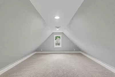 705 S State Street, Champaign, IL 61820 - Photo 18