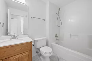 8261 Pecan Pl, Frankfort, IL 60423 - Photo 14