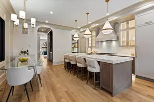 1912 W School St, Chicago, IL 60657 - Photo 12