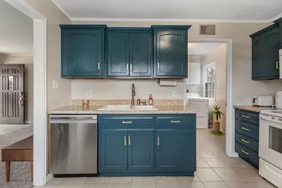 1351 W Pershing Road, Decatur, IL 62526 - Photo 10