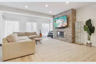 43 Oak Creek Court, Burr Ridge, IL 60527 - Photo 22