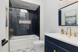 43 Oak Creek Ct, Burr Ridge, IL 60527 - Photo 16