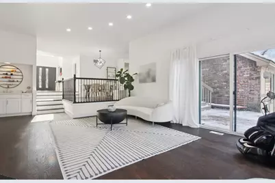 43 Oak Creek Court, Burr Ridge, IL 60527 - Photo 4