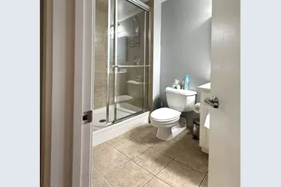 1069 W 14th Place #229, Chicago, IL 60608 - Photo 6
