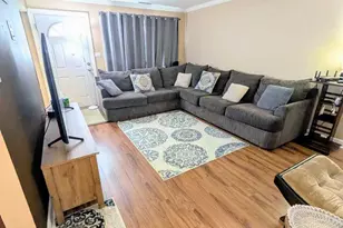 4035 Fitzjames Walk, Oak Lawn, IL 60453 - Photo 4