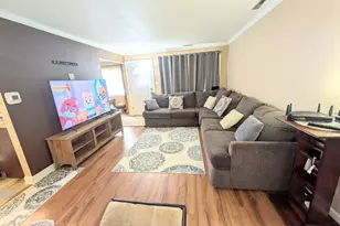 4035 Fitzjames Walk, Oak Lawn, IL 60453 - Photo 2