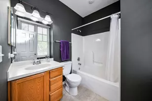 153 Dawson Dr, Elgin, IL 60120 - Photo 16