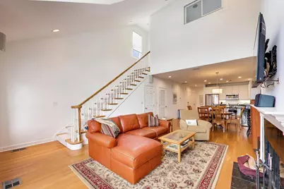 1161 W Eddy Street #3, Chicago, IL 60657 - Photo 2