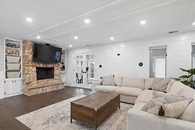 571 Byrd Road, Riverside, IL 60546 - Photo 4