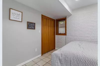 690 N Cove Court, Decatur, IL 62521 - Photo 46