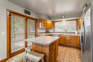 690 N Cove Ct, Decatur, IL 62521 - Photo 20