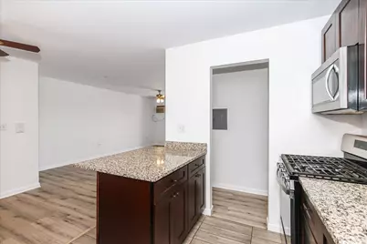 831 McIntosh Court #208, Prospect Heights, IL 60070 - Photo 12