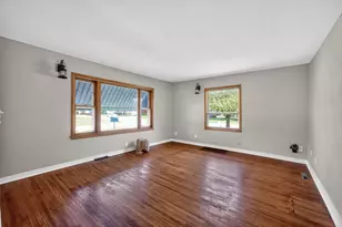 406 S Locust St, Sycamore, IL 60178 - Photo 12