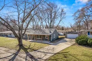 25 Seneca Dr, Montgomery, IL 60538 - Photo 16