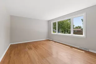 9018 Forest Ln E, Hickory Hills, IL 60457 - Photo 6
