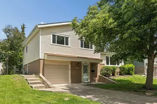 9018 Forest Ln E, Hickory Hills, IL 60457 - Photo 2