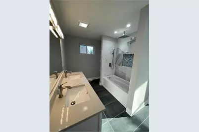 1638 N Hamlin Avenue, Chicago, IL 60647 - Photo 24