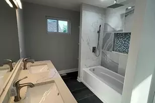 1638 N Hamlin Ave, Chicago, IL 60647 - Photo 24