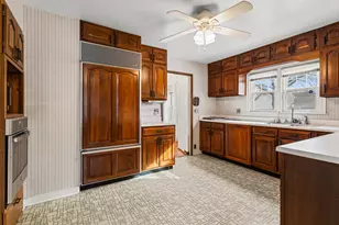 400 E 3rd St, Brocton, IL 61917 - Photo 14