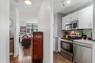 405 N Wabash Ave, Chicago, IL 60611 - Photo 10