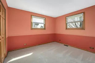 390 Arrowhead Trail, Carol Stream, IL 60188 - Photo 16