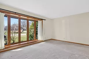 185 N Dewey St, Diamond, IL 60416 - Photo 6