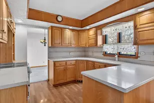 185 N Dewey St, Diamond, IL 60416 - Photo 10