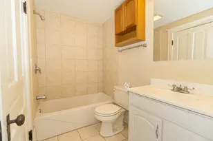 253 McClure Ave, Elgin, IL 60123 - Photo 16