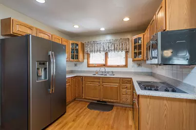 [Address not provided], Winthrop Harbor, IL 60096 - Photo 8