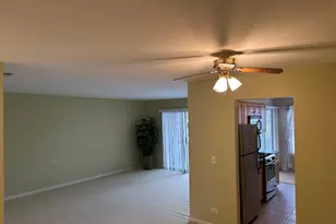 1310 Cromwell Ct, Vernon Hills, IL 60061 - Photo 4