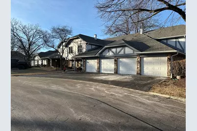 1310 Cromwell Court #1310, Vernon Hills, IL 60061 - Photo 2