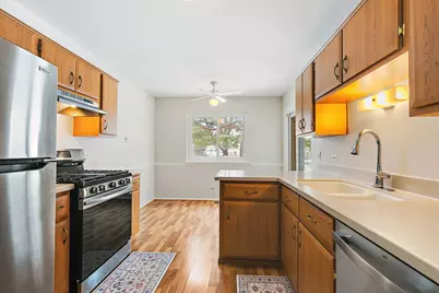 320 Woodbury Court #D1, Schaumburg, IL 60193 - Photo 6