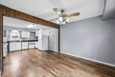 132 N Pinecrest Road, Bolingbrook, IL 60440 - Photo 2