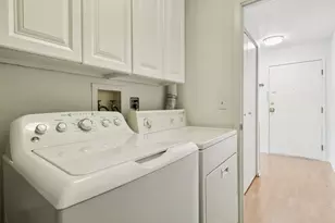 951 Yosemite Trail, Roselle, IL 60172 - Photo 14