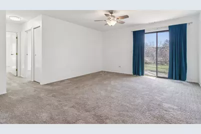 951 Yosemite Trail #A, Roselle, IL 60172 - Photo 6