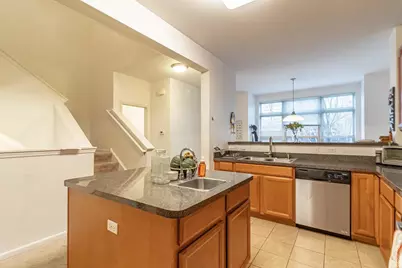 721 Summit Lane, Vernon Hills, IL 60061 - Photo 8