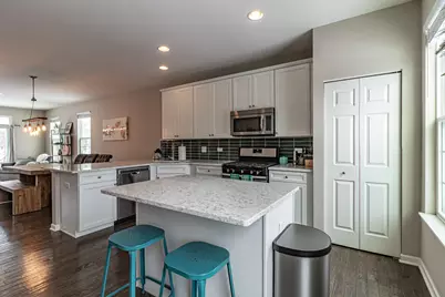 523 Town Center Boulevard, Gilberts, IL 60136 - Photo 4