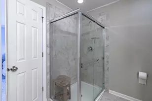 523 Town Center Blvd, Gilberts, IL 60136 - Photo 20