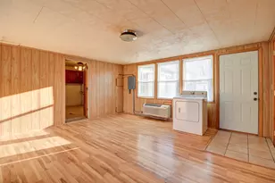 811 W 19th St, Sterling, IL 61081 - Photo 10